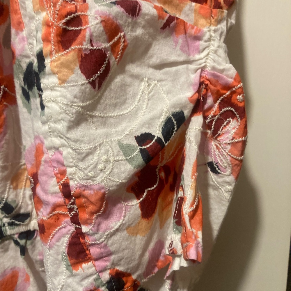 Sam Edelman Floral Blouse in Red and Orange - Picture 5 of 7